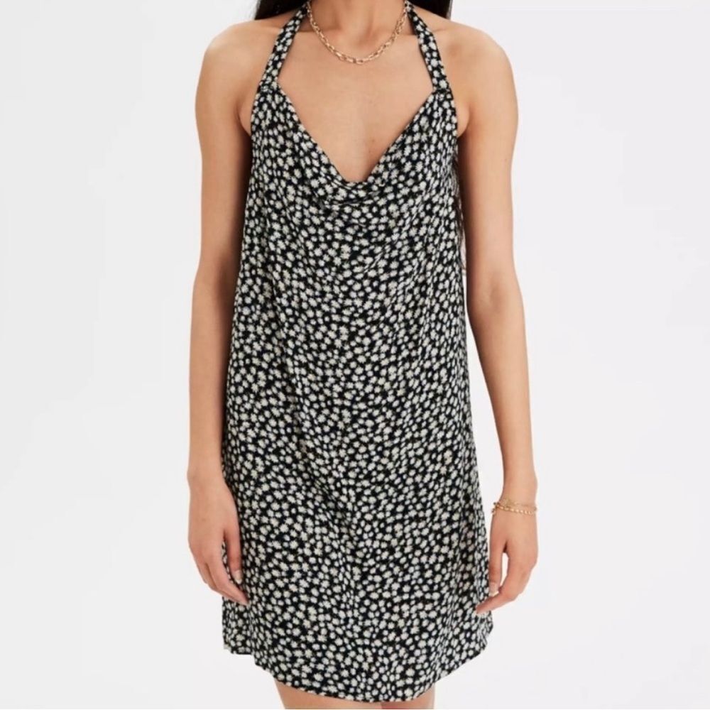 American eagle daisy print halter mini dress